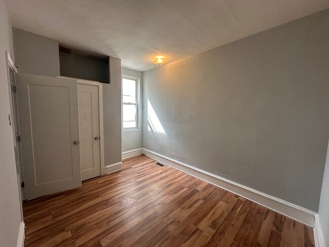 Foto del edificio - 6322 Wister St