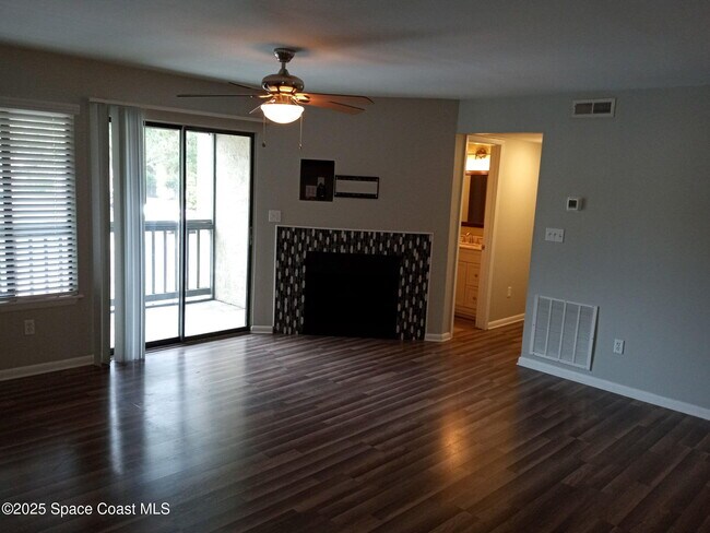 Foto del edificio - 3580 Sable Palm Ln