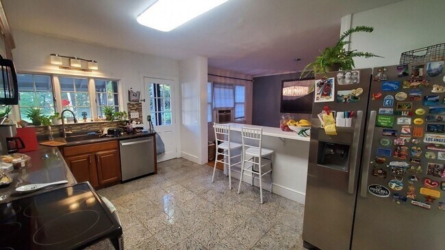 Foto del edificio - 10-12 Webster St