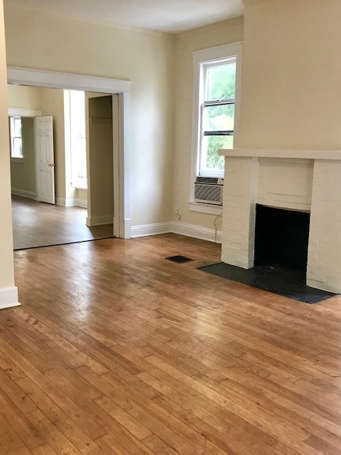 Living Area - 414 E College St
