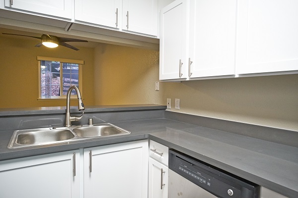 Building Photo - 470 Canyon Oaks Dr