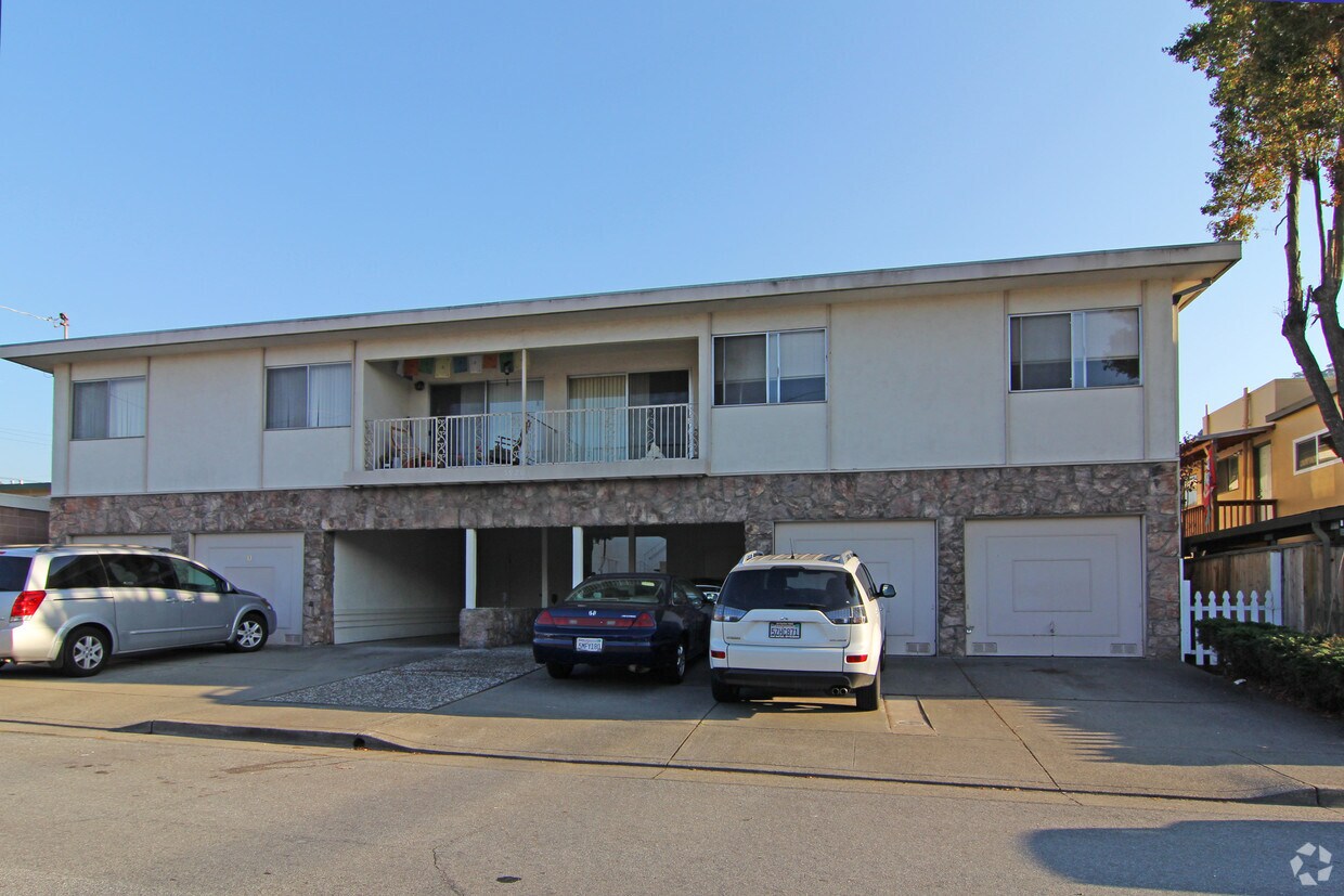 Primary Photo - 5920 San Diego St