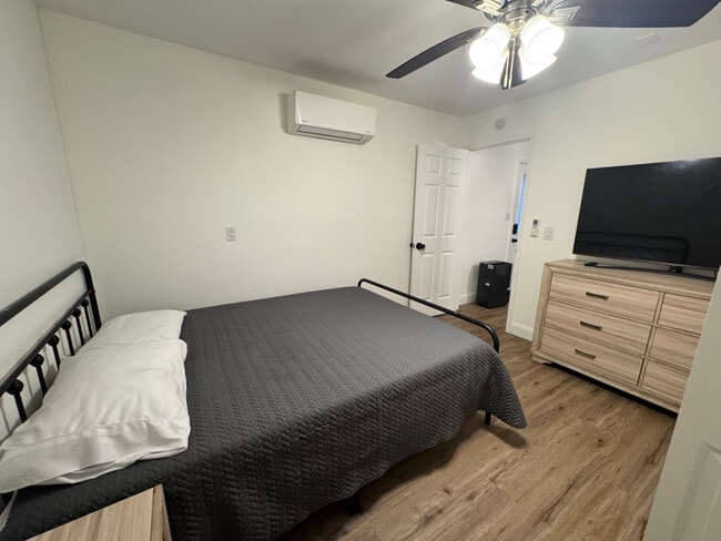 Building Photo - 145 Alabama Ave NW