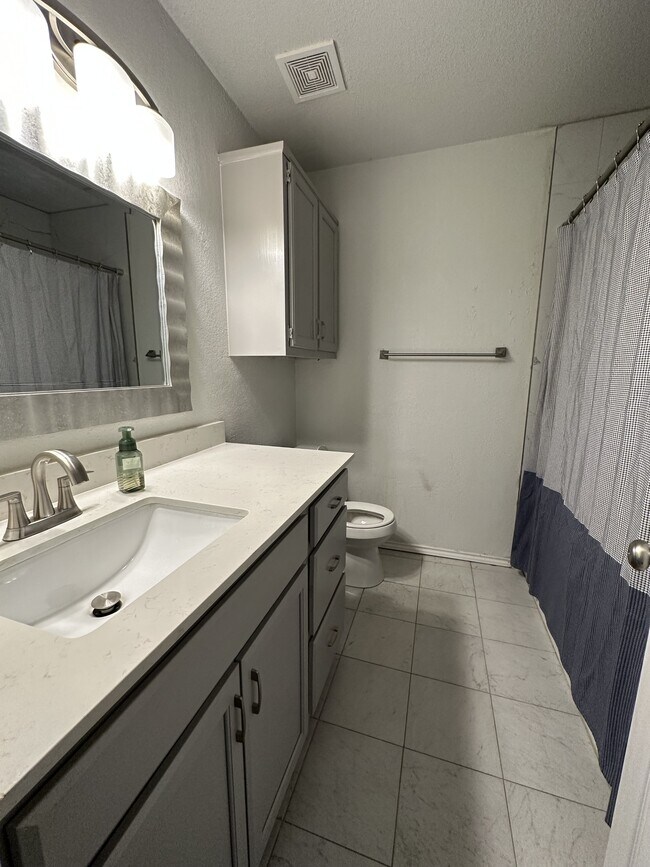 Foto del edificio - 2305 W Independence St