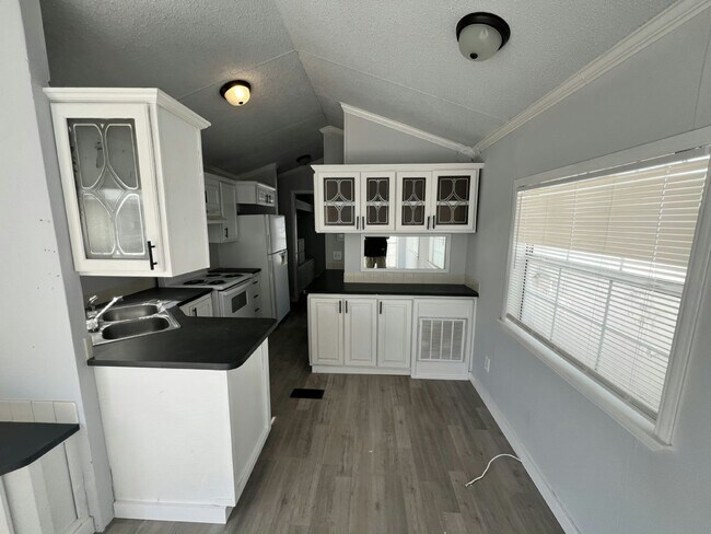 Foto del edificio - 1117 Chicago Bulls St