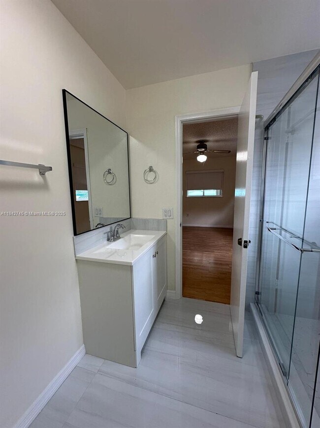 Building Photo - 2255 W 69th St
