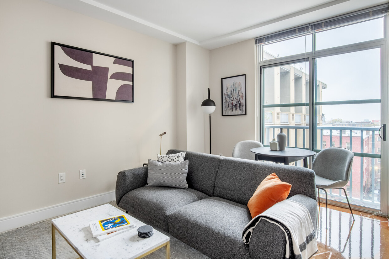 Foto principal - Highland Park, 1400 Irving St NW