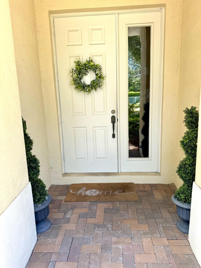 Foto del edificio - 4488 Hickory Dr