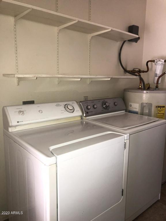 Building Photo - 724 E Oxford Dr