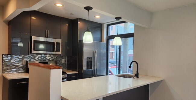 Foto del edificio - 2716 18th St