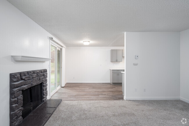 1BD, 1BA - 706SF - Wilderness West Apartments