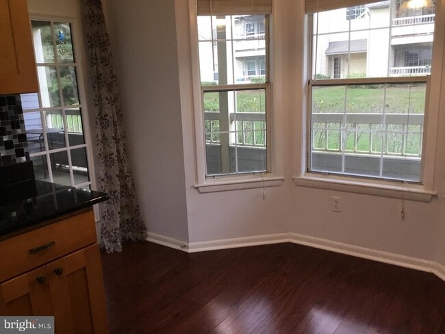 Foto del edificio - 110 Lowell Ct