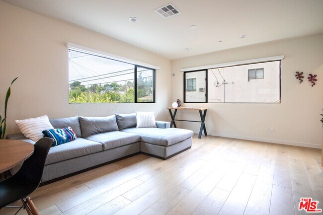 Building Photo - 4515 Ayla Ln