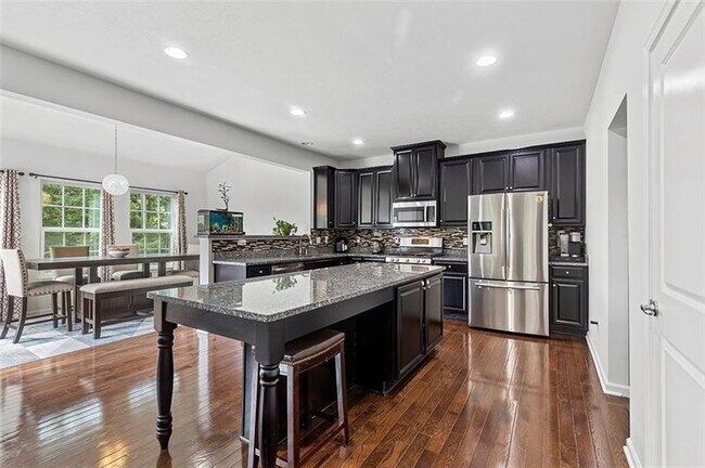 Building Photo - 213 Bucktail Dr