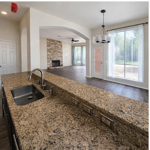 Foto del edificio - 1718 Bow Ridge Dr