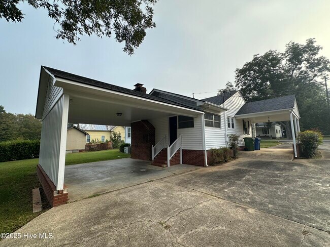 Foto del edificio - 10384 S Walnut St