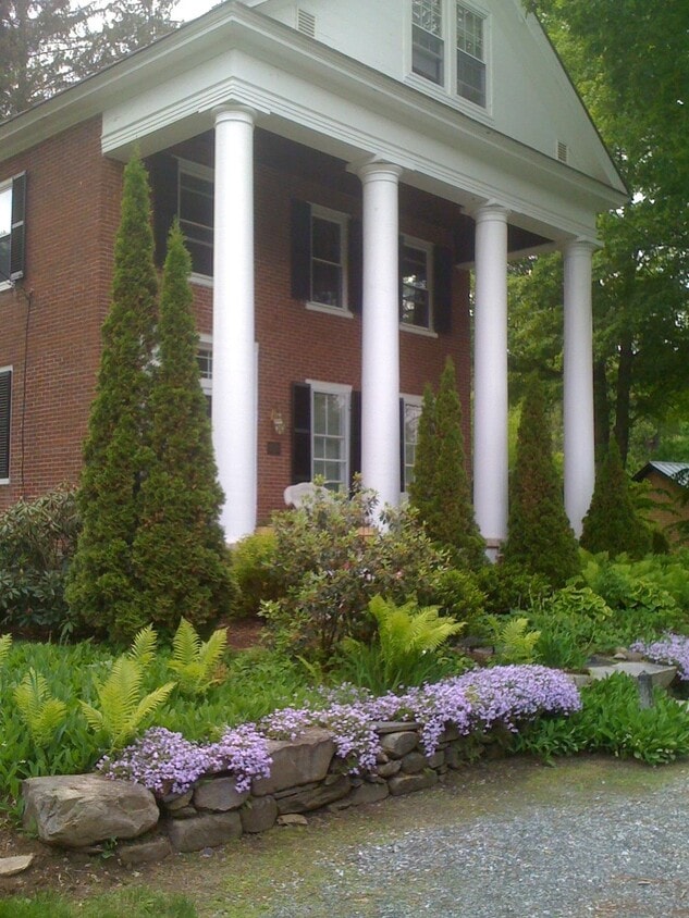 Primary Photo - 36 Happy Valley Rd