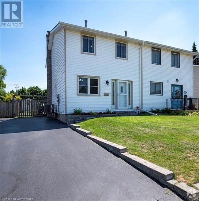 Building Photo - 105 Blackhorne Dr