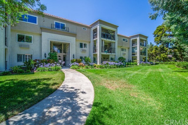 Foto del edificio - 5518 Paseo Del Lago E