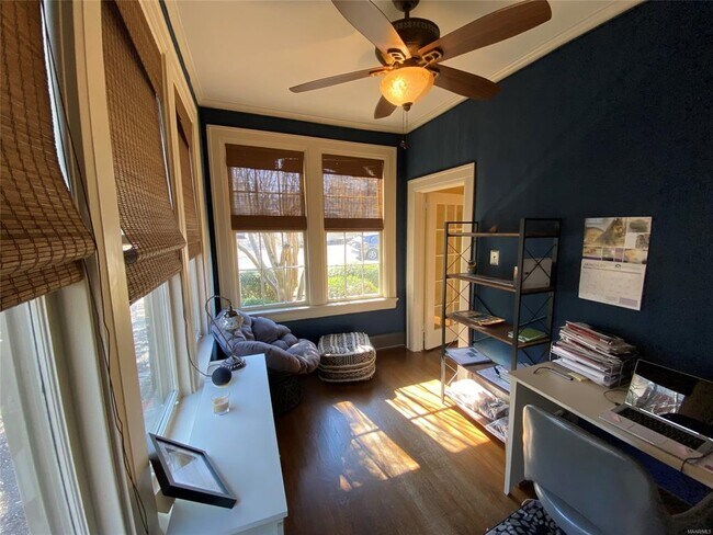 Foto del edificio - 377 Winthrop Ct