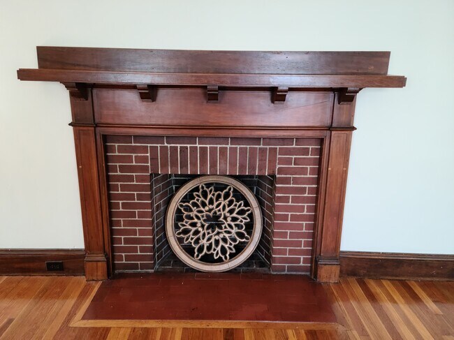 Living room - 30 Waverley St