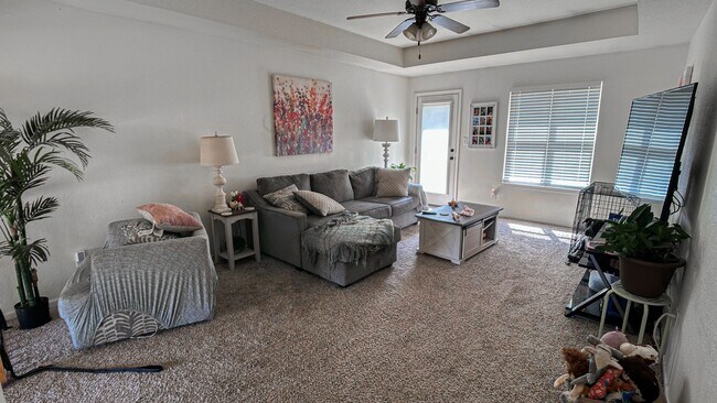 Foto del edificio - 710 NW Scenic Ln