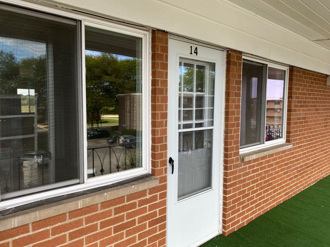 Foto principal - 2027 N Butrick-Eveland Properties LLC