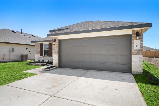 Foto del edificio - 1106 Hughes Crossing Dr