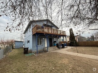 Building Photo - 809 S 9th St