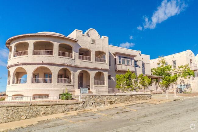 Building Photo - The Wallace Apartments