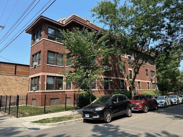 Foto principal - 1400 W Summerdale Ave