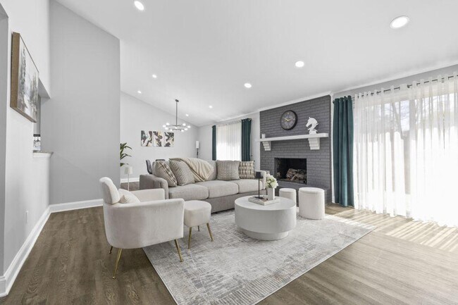 Foto del edificio - 7335 Quail Ridge Dr