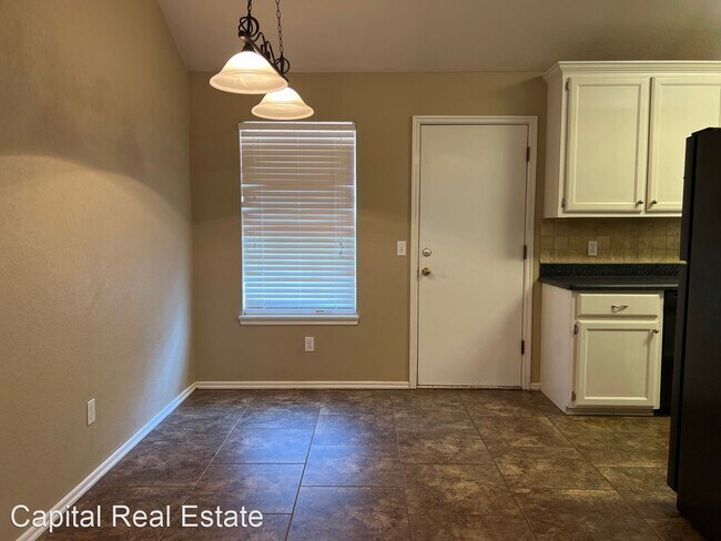 Foto del edificio - 2 br, 2 bath House - 6007 Fox Run Way