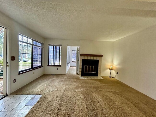 Foto del edificio - 2 Bedroom Powderhorn Condo with Attached G...