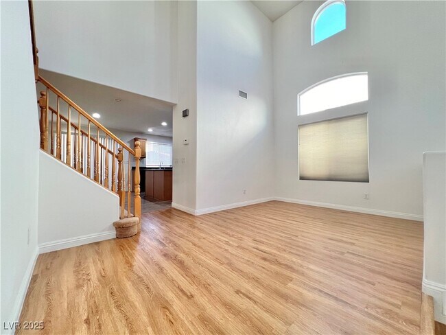 Foto del edificio - 8815 Lost Forest St