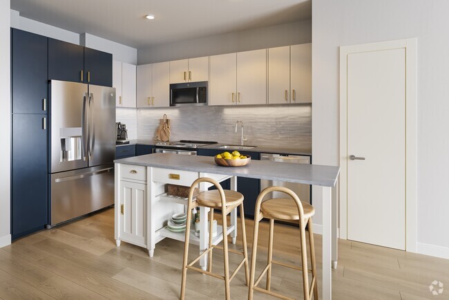 Modern two-toned kitchen cabinetry - Maxwell