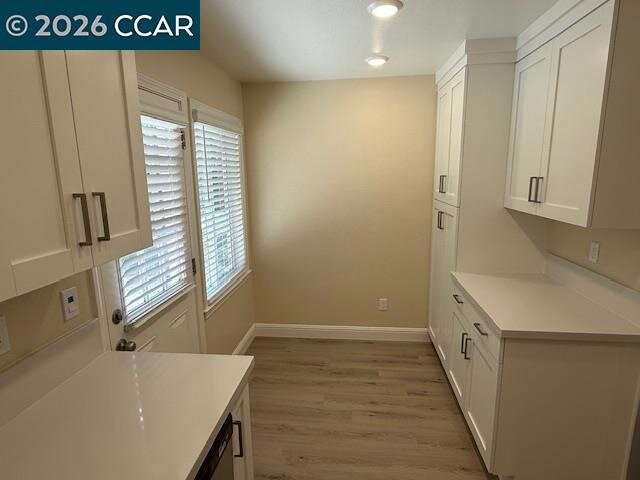 Building Photo - 1489 Carmel Dr