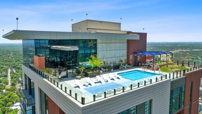 Foto del edificio - 84 East Ave