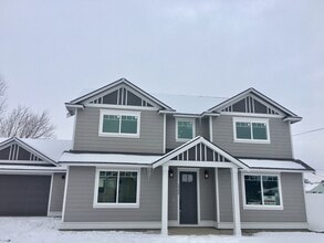 Building Photo - 2300 Landon Ln