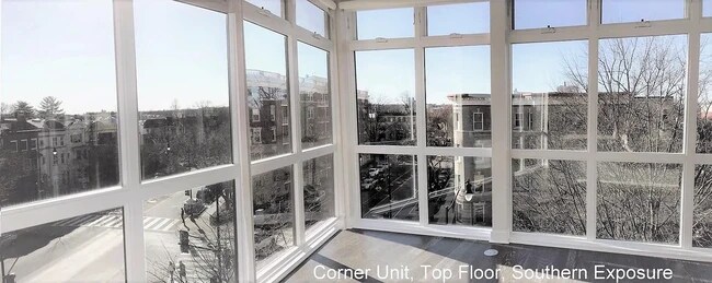 Foto del edificio - 1794 Lanier Pl NW