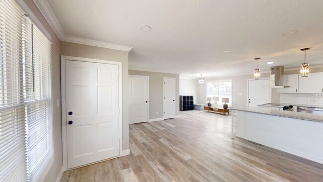 Foto del edificio - 1022 Oakdale Rd