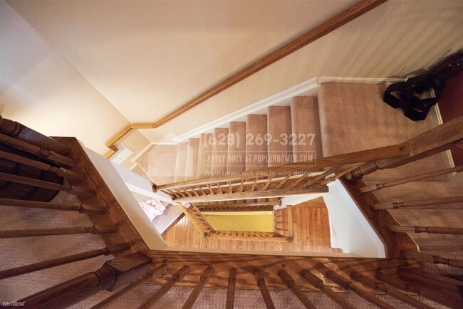 Building Photo - 3 br, 4 bath House - 735 Parev Way -