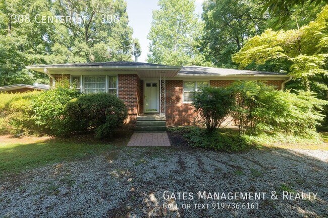 Building Photo - Classic Brick Ranch in Charming Efland