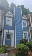 Building Photo - 6620 Wellington Square