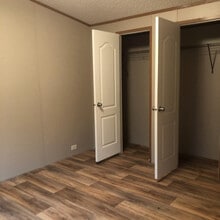 Building Photo - 200 Falcon Dr