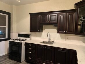 Building Photo - 2017 Veronica St