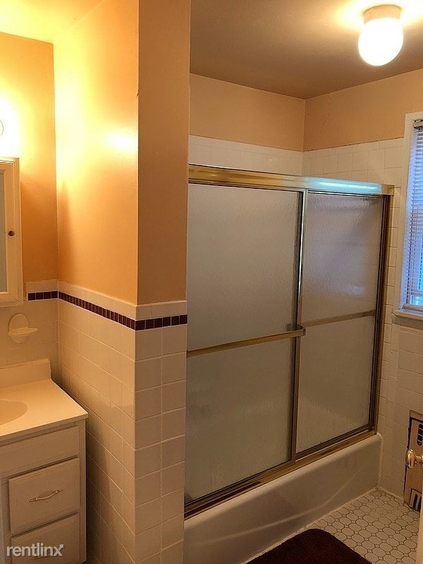 Building Photo - 3 br, 1 bath Apartment - 8 Walter Street 2