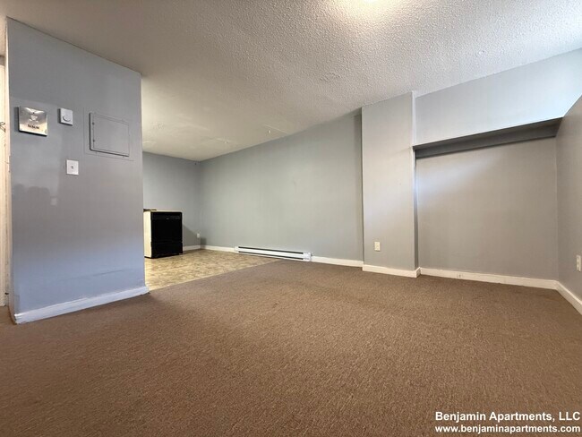 Building Photo - 890 Huntington Ave