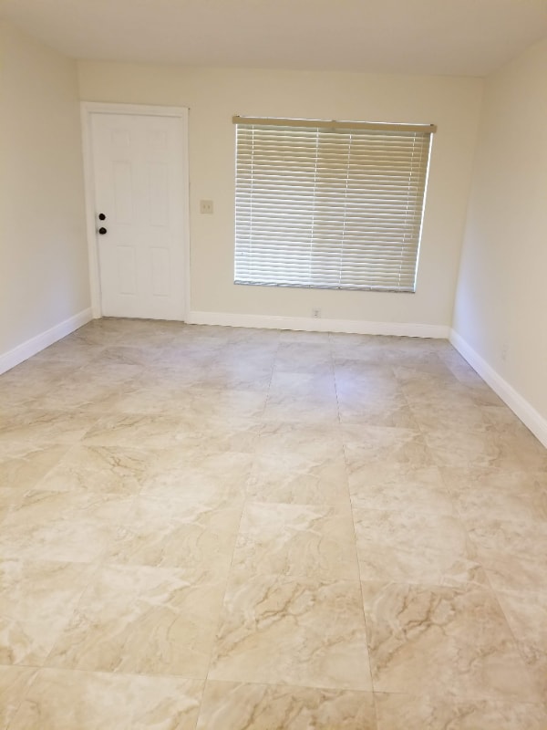 Photo - 830 SW 28th St Apartment