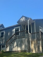 Building Photo - 21 Lincoln Dr